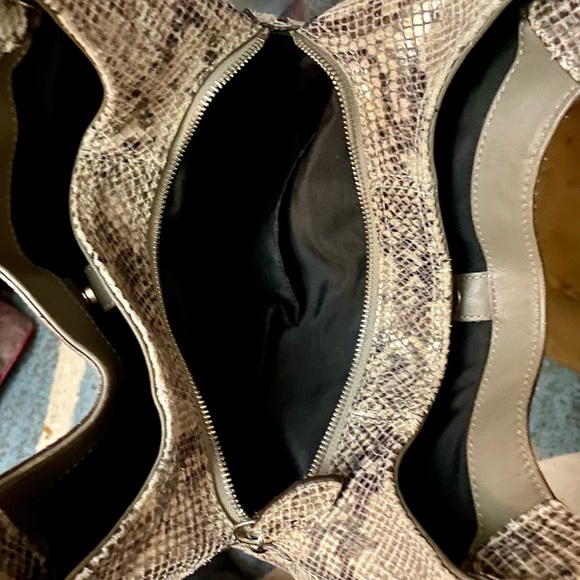 Coach snakeskin shoulder bag - Picture 8 of 12